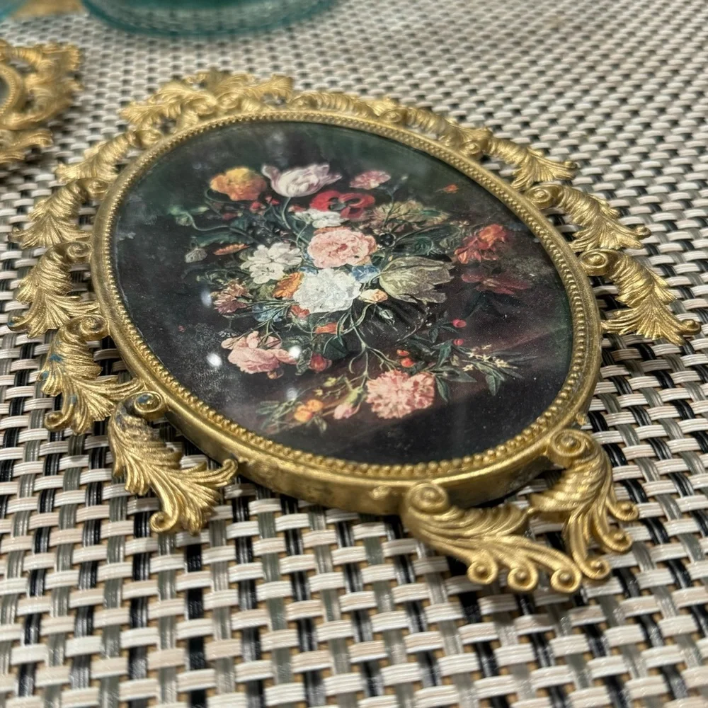 Vintage ornate filagree